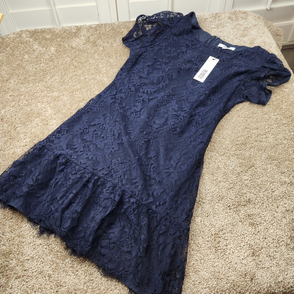 BB Dakota Steve Madden Navy Blue Floral Lace Ruffle Hem Dress Size 6 NEW